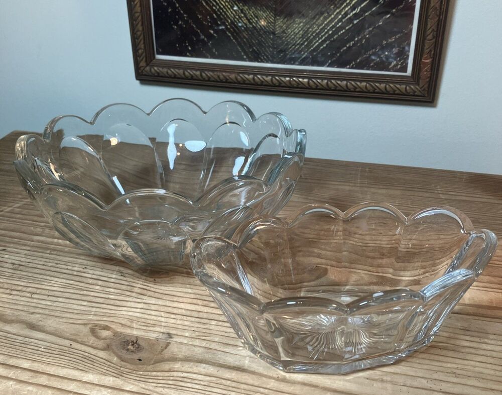 Vintage Heisey Clear Glass Serving Bowl Set (2) Scalloped Edge Starburst Bottom